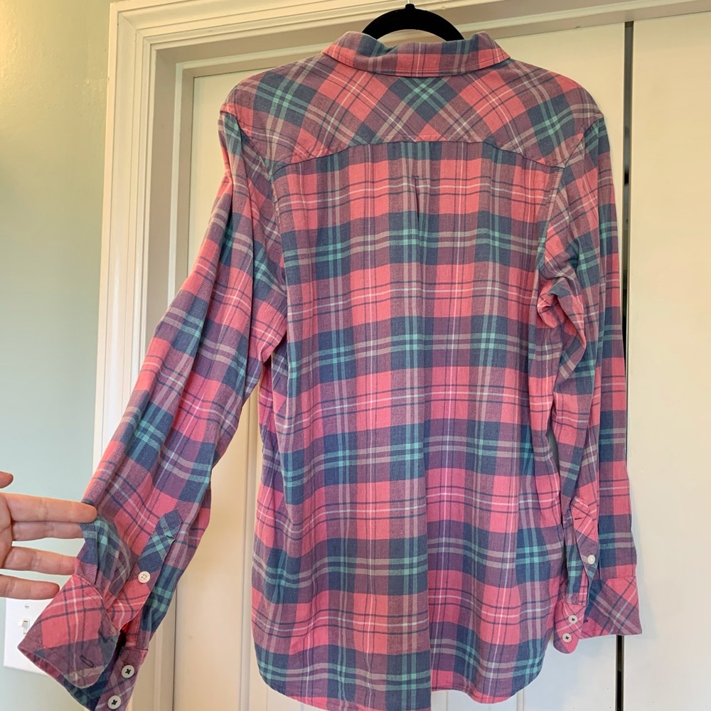 Vineyard Vines relaxed fit flannel button down 14